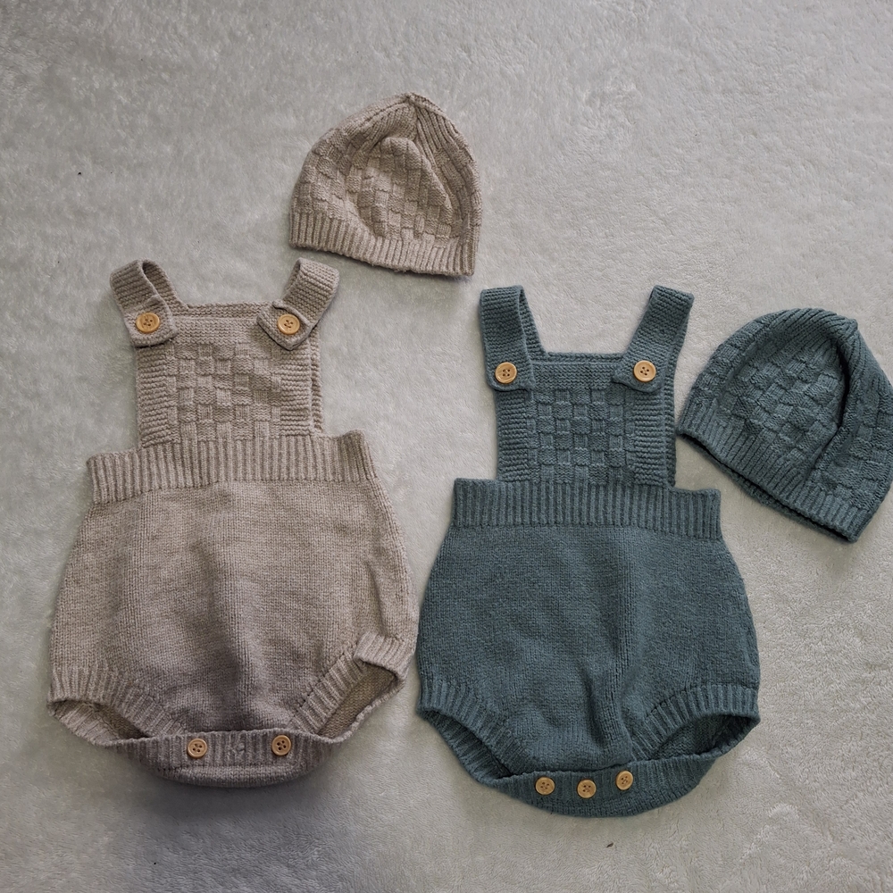 SHEIN Beige and Teal Kids Matching Sets